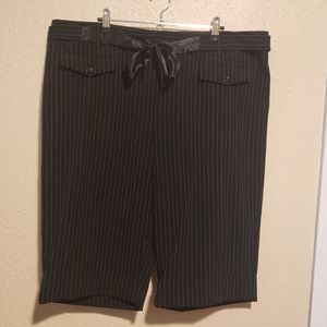 Lane‎ Bryant Bermuda Shorts with Satin Belt Size 20